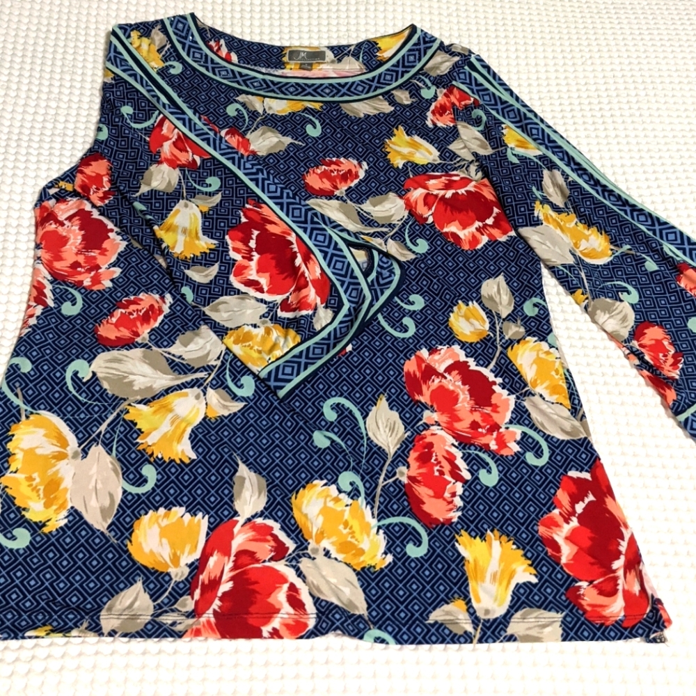 Floral tunic